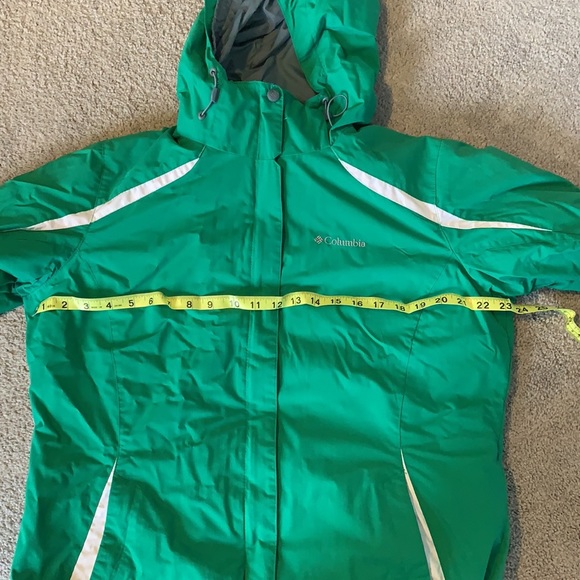 Columbia Winter Jacket - Picture 6 of 7